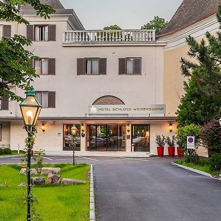 Hotel Schloss Weikersdorf Baden Ngoại thất bức ảnh