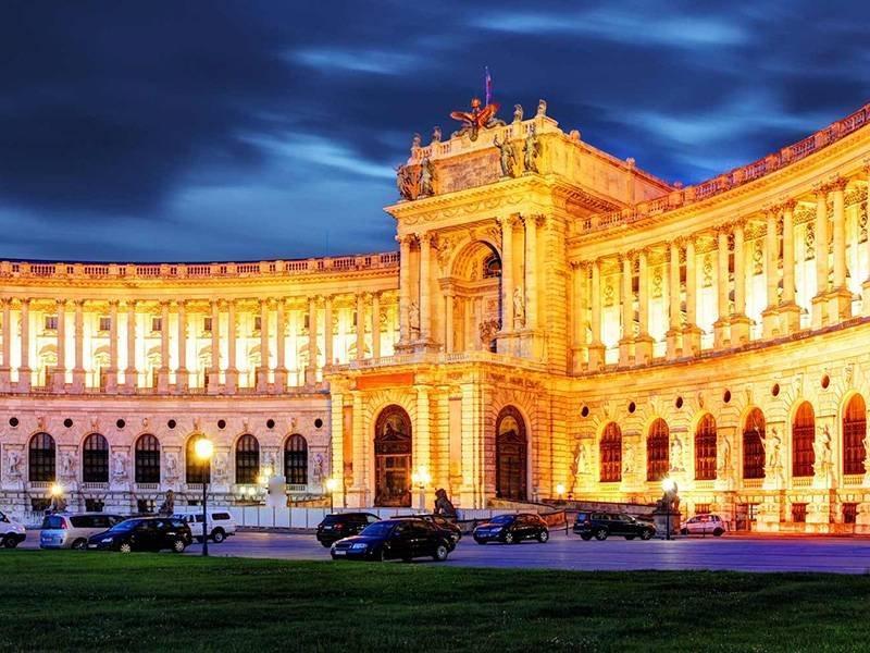 Hotel Schloss Weikersdorf Baden Ngoại thất bức ảnh