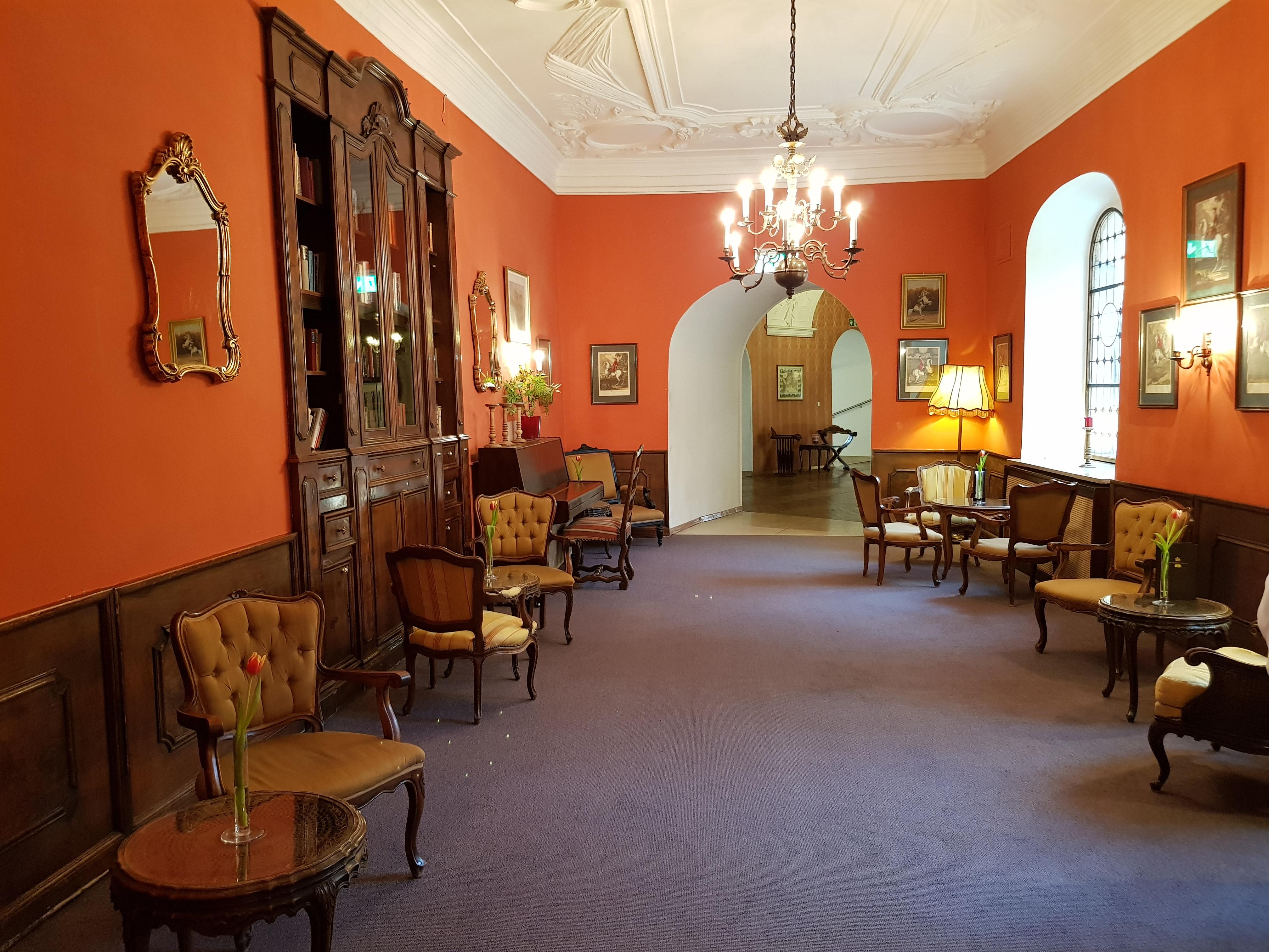 Hotel Schloss Weikersdorf Baden Ngoại thất bức ảnh