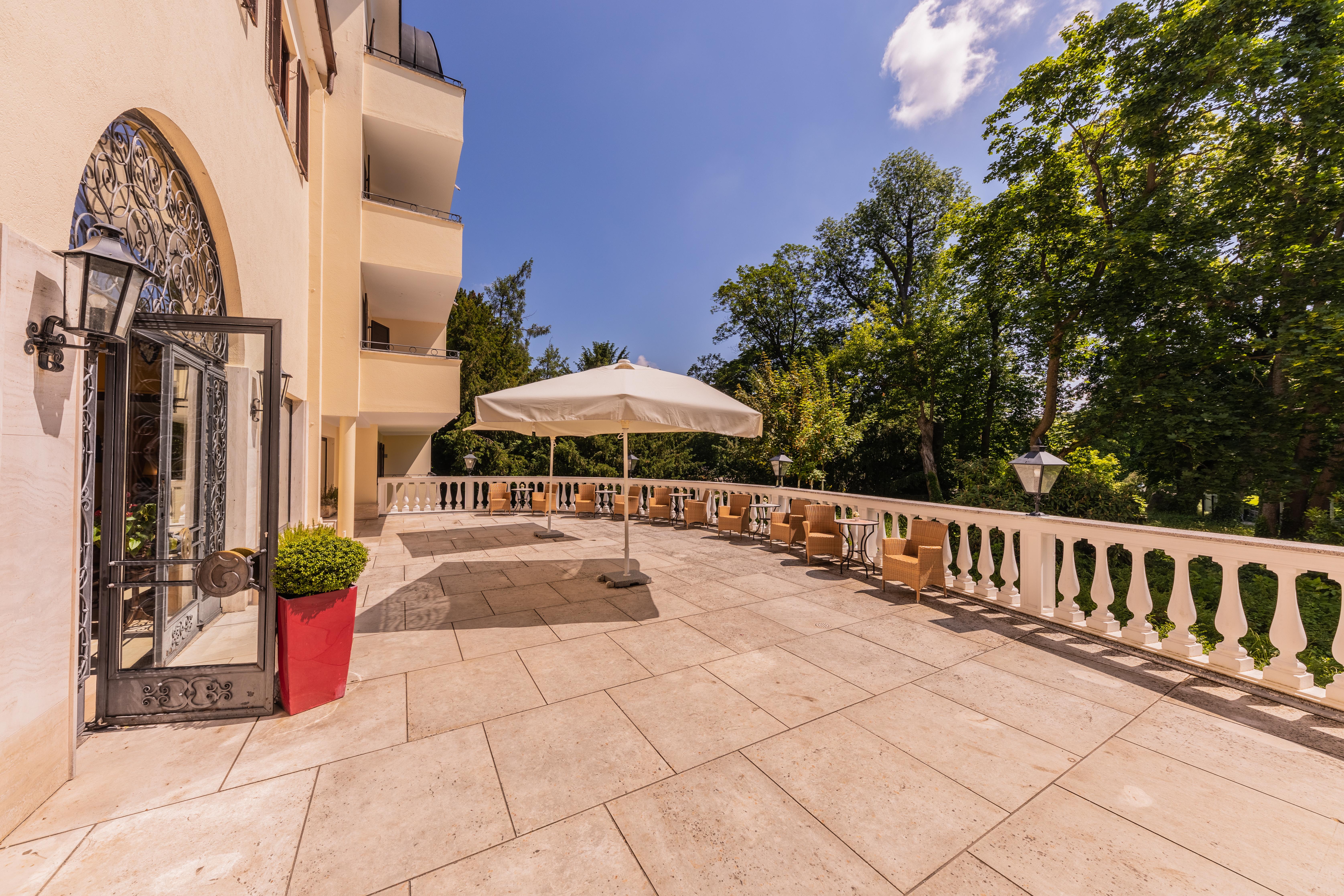Hotel Schloss Weikersdorf Baden Ngoại thất bức ảnh